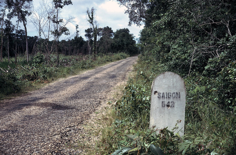 https://i77.servimg.com/u/f77/19/27/13/26/laos_011.jpg